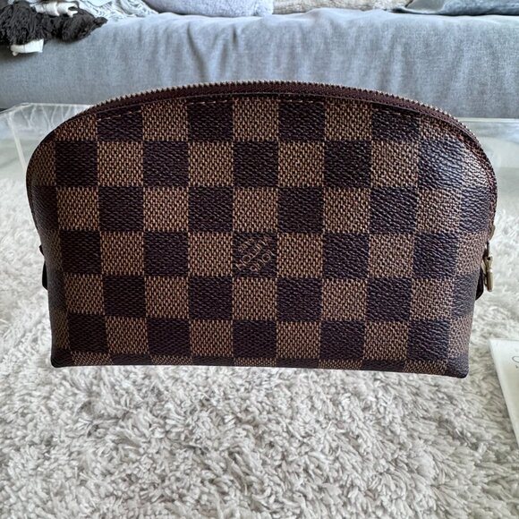 Authentic Louis Vuitton Damier Ebene Cosmetic Pouch - Picture 4 of 9